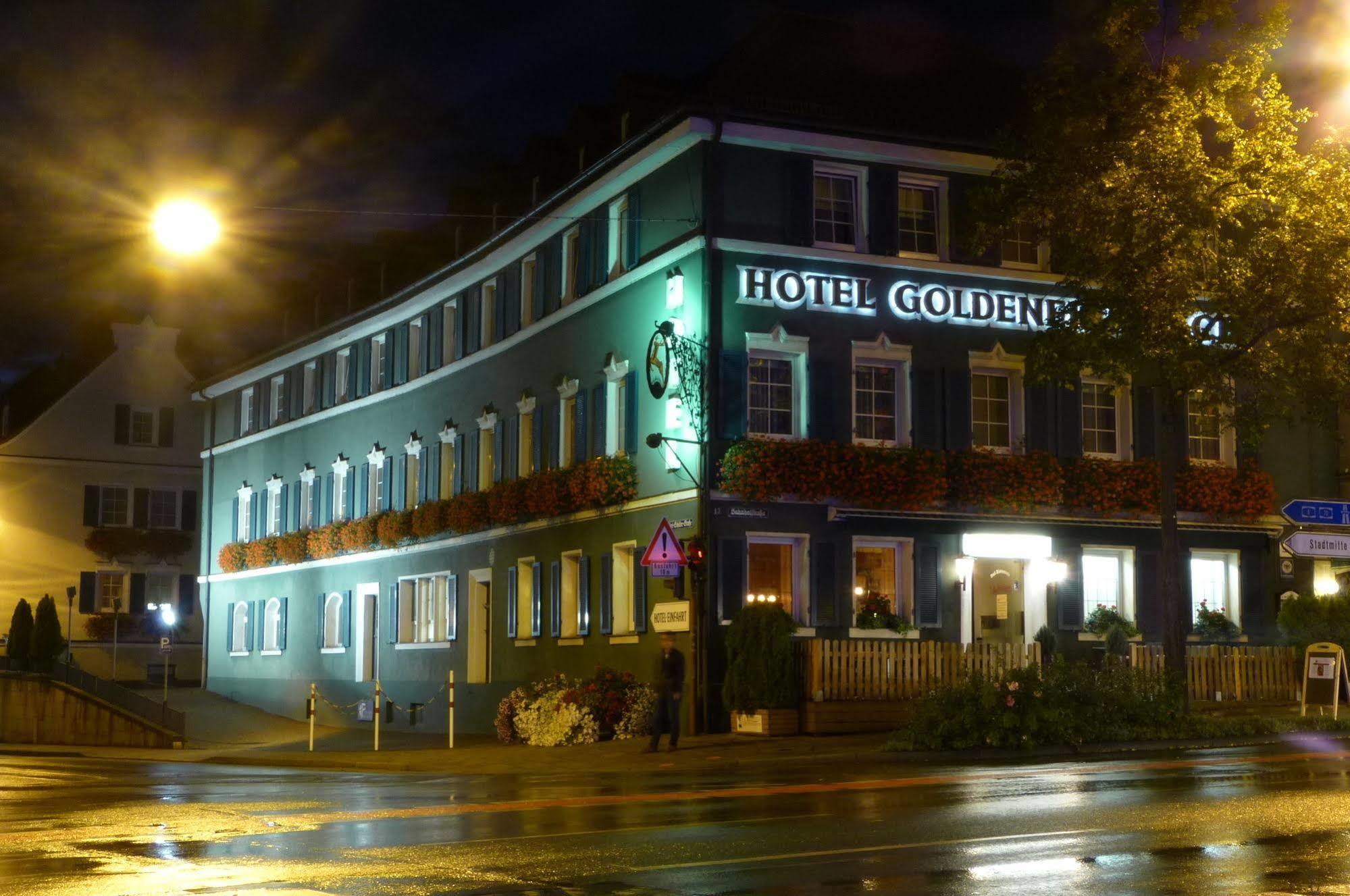 באיירוט Hotel Goldener Hirsch מראה חיצוני תמונה